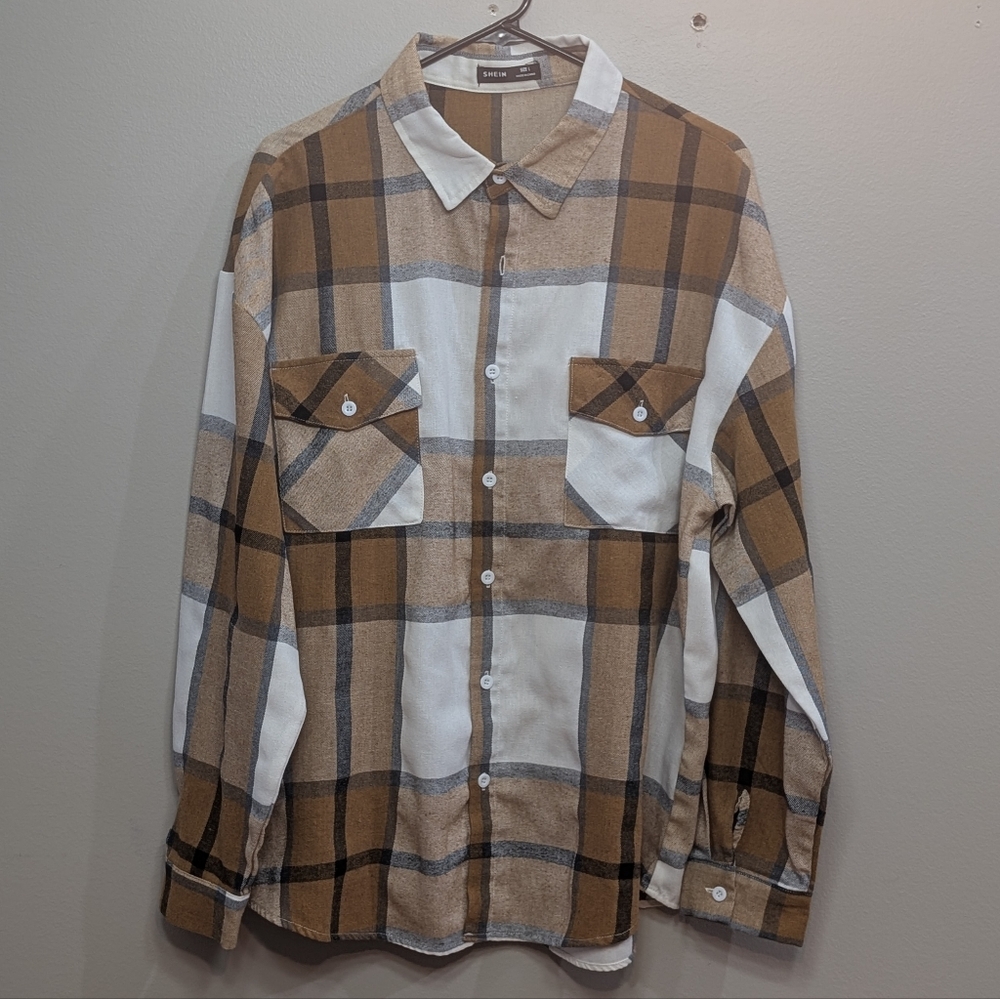 Men's Button Down Shirt Size Large